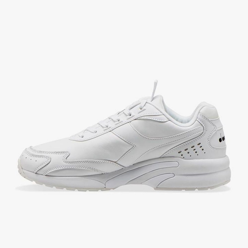 Diadora Distance Lave Sneakers Dame Hvide | CAJLDVZ-52